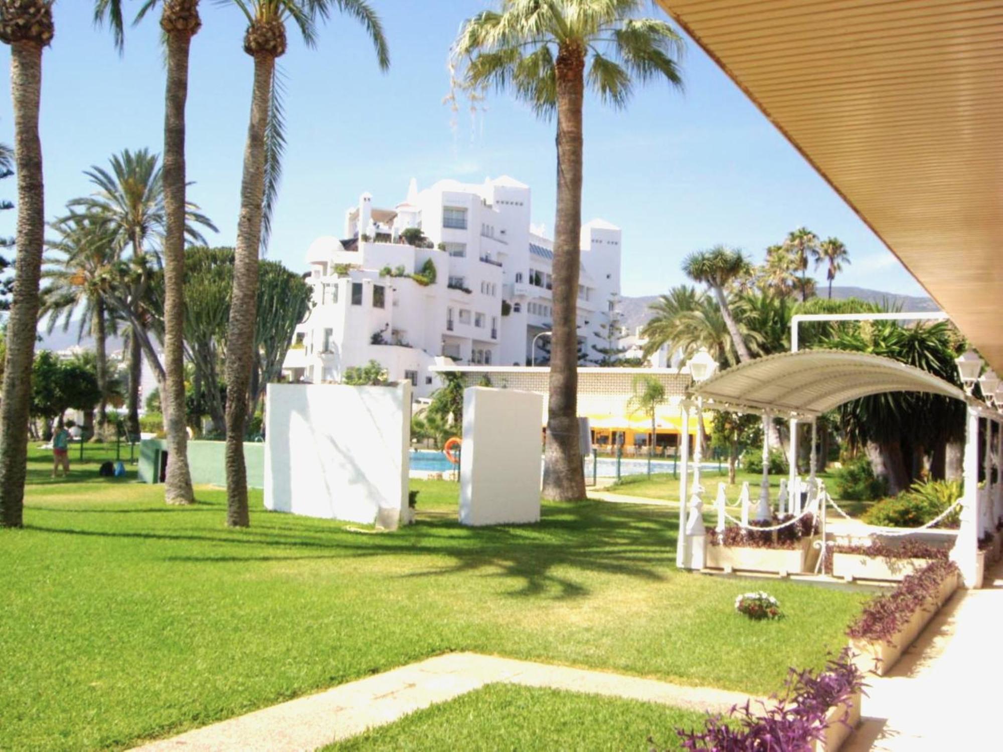 Santa Clara Modern & Exclusive Seafront Appartement *
