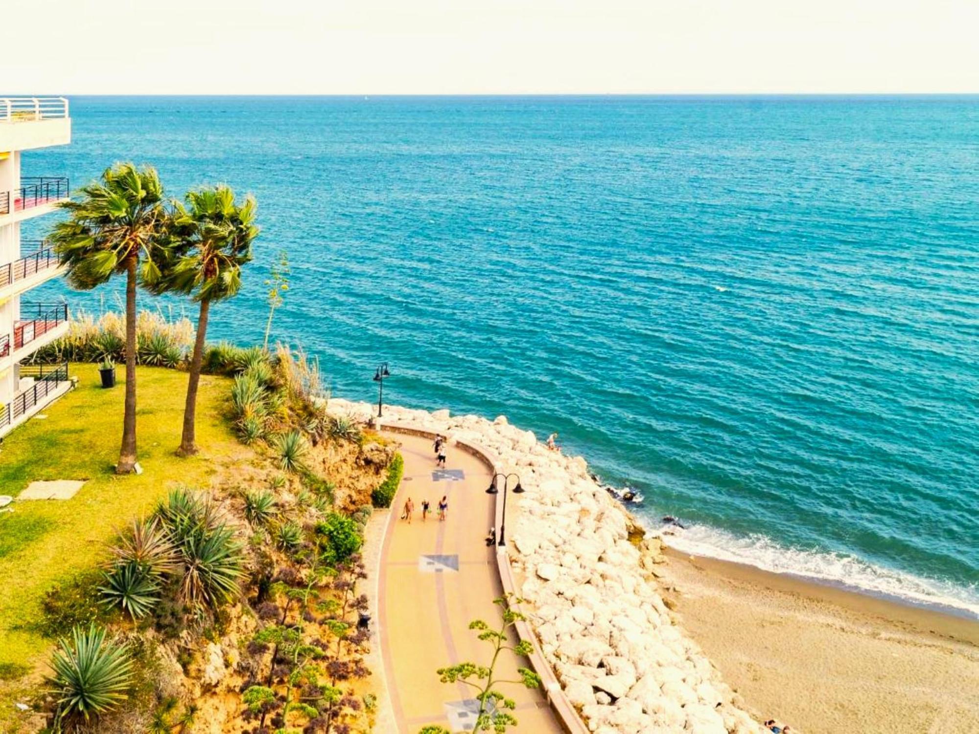 Santa Clara Modern & Exclusive Seafront Appartement *