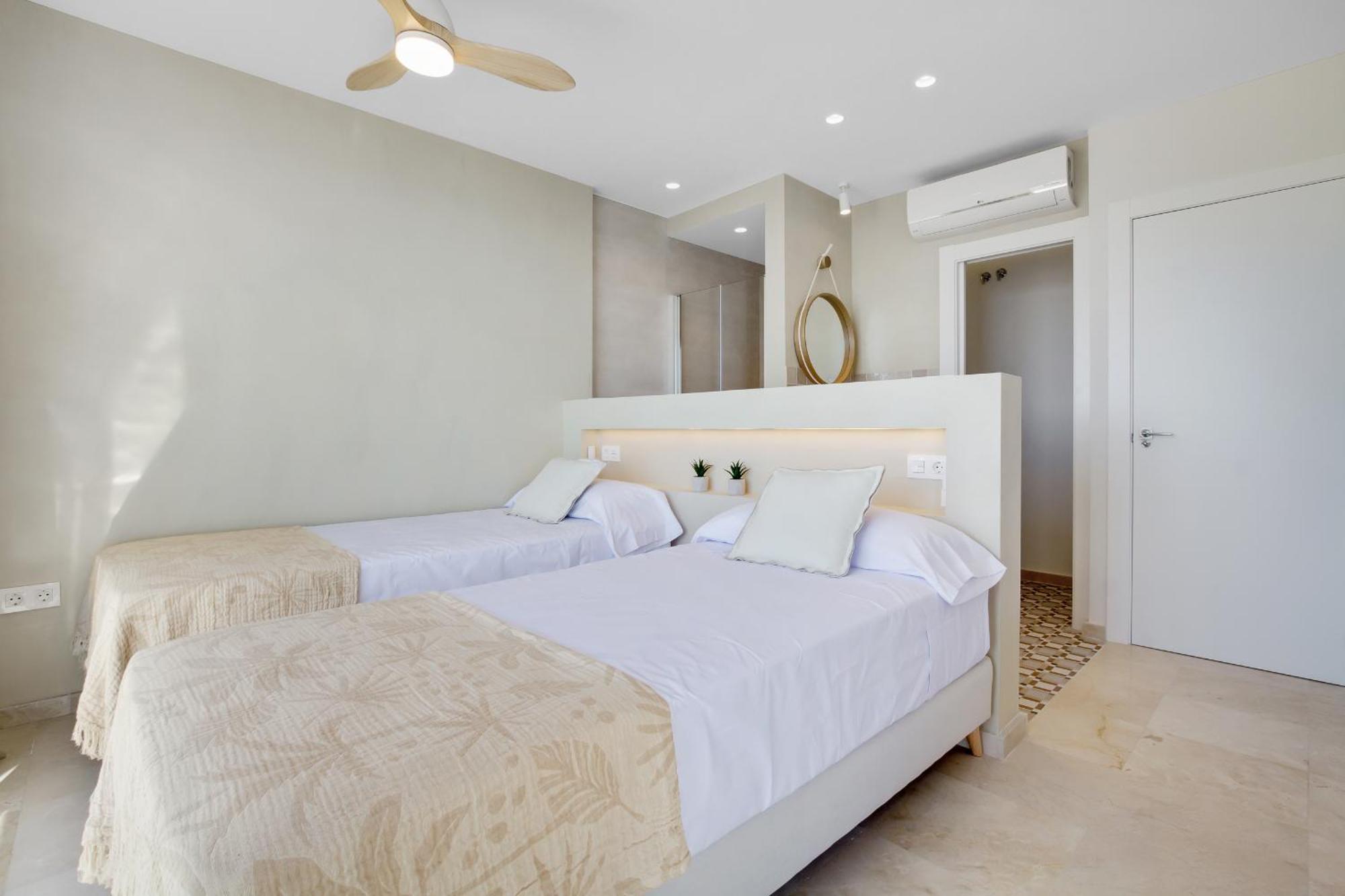 Santa Clara Modern & Exclusive Seafront Appartement Torremolinos